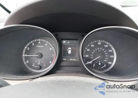 2018 Hyundai Santa Fe Sport 2.4L z USA, uszkodzony, nr VIN 5NMZUDLBXJH089397